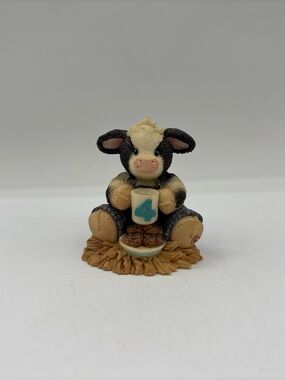 Mary’s Moo Moos 1997 Vintage Good Four Me Age Four Figurine 319155 Enesco EUC